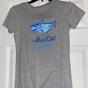 Blue cat lodge Tshirt